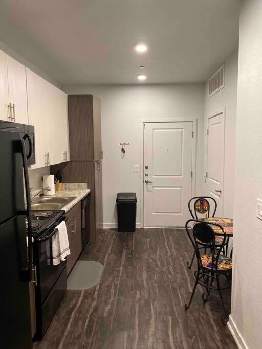 דירות פיניקס Phx Studio Living מראה חיצוני תמונה